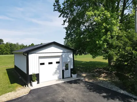 2209 W County Road 1000 South W Westport IN 47283