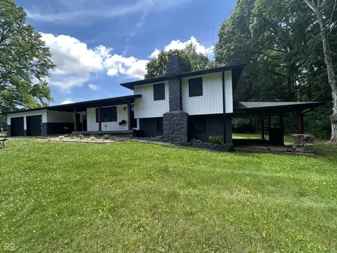 2209 W County Road 1000 South W Westport IN 47283