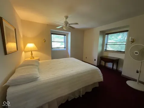 7906 E 240 S Rockville IN 47872