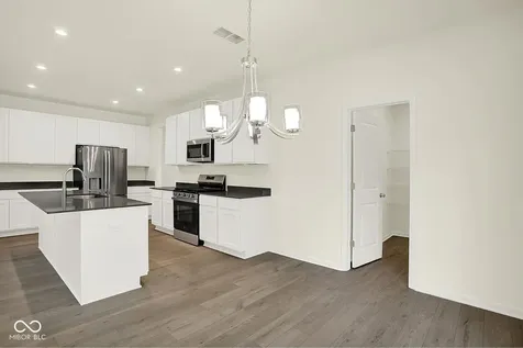 7104 Jackson Drive Cumberland IN 46229
