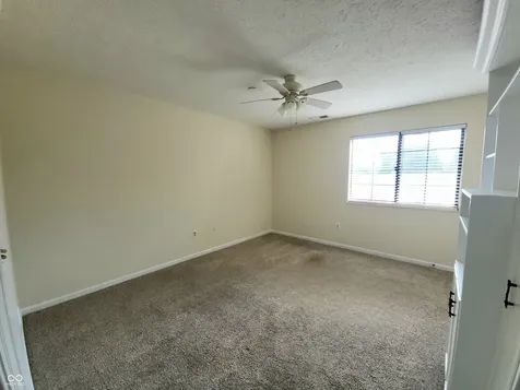 8720 Yardley Court Indianapolis IN 46268