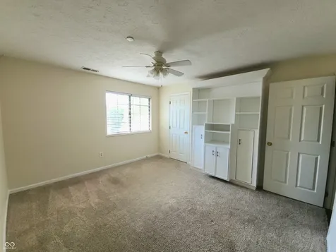 8720 Yardley Court Indianapolis IN 46268