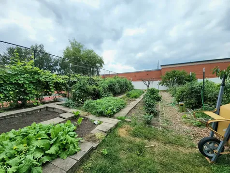 8720 Yardley Court Indianapolis IN 46268