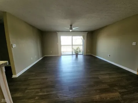 8720 Yardley Court Indianapolis IN 46268