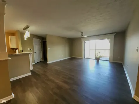 8720 Yardley Court Indianapolis IN 46268