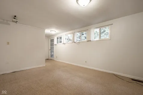 4658 Hinesley Avenue Indianapolis IN 46208