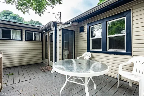 4658 Hinesley Avenue Indianapolis IN 46208
