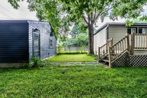 4658 Hinesley Avenue Indianapolis IN 46208