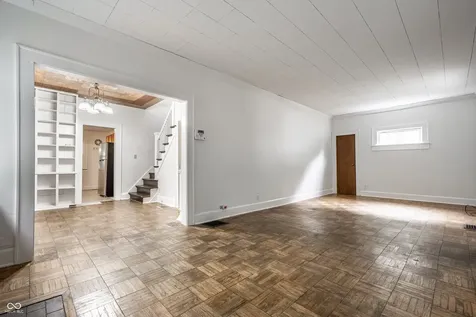 4658 Hinesley Avenue Indianapolis IN 46208