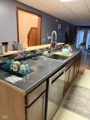 11673 State Road 42 Cloverdale IN 46120
