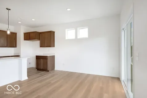 1121 Authentic Lane Indianapolis IN 46239