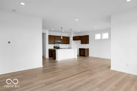 1121 Authentic Lane Indianapolis IN 46239
