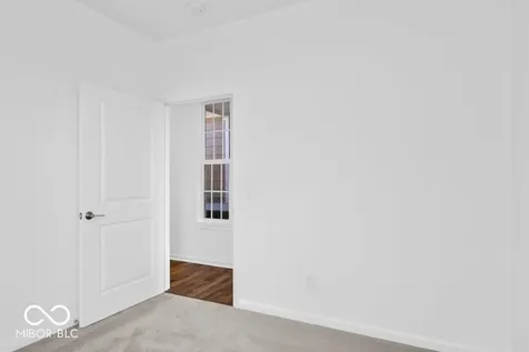 1123 Authentic Lane Indianapolis IN 46239