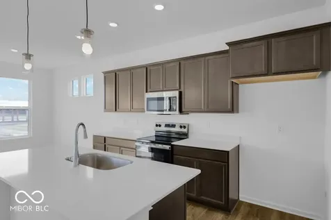 1123 Authentic Lane Indianapolis IN 46239
