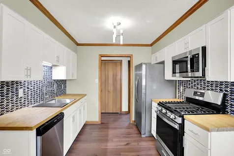 509 E Main Street Brownsburg IN 46112