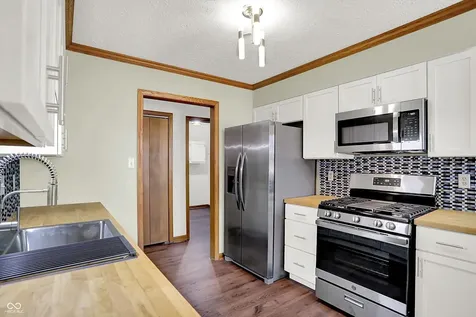 509 E Main Street Brownsburg IN 46112
