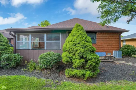 509 E Main Street Brownsburg IN 46112