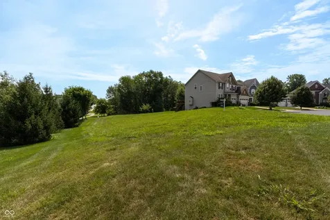 00 Red Fox Circle Columbus IN 47201