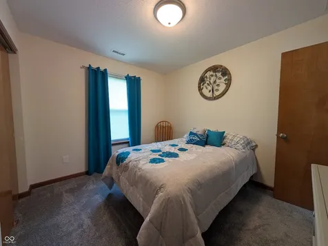 230 Blue Ribbon Court Rushville IN 46173