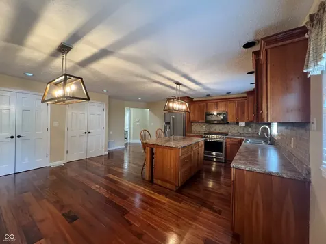 2018 Elizaville Road Lebanon IN 46052