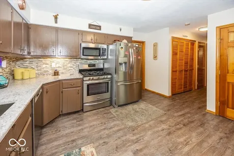 8546 N Chickadee Drive Morgantown IN 46160