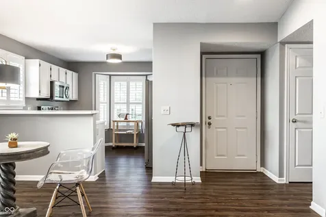 1159 Viburnum Drive Indianapolis IN 46260