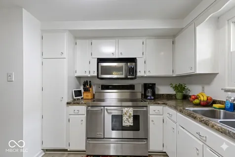 84 Bennett Road Carmel IN 46032