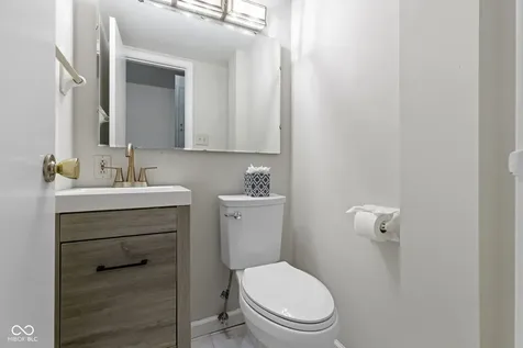 84 Bennett Road Carmel IN 46032