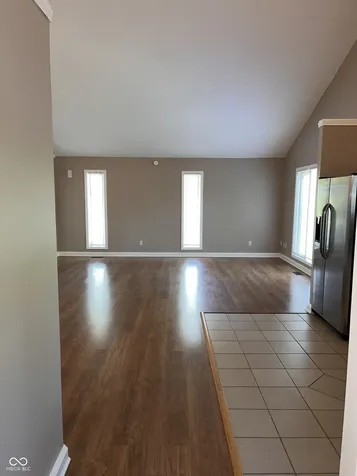 945 Unit B Fox Hill Drive Indianapolis IN 46228