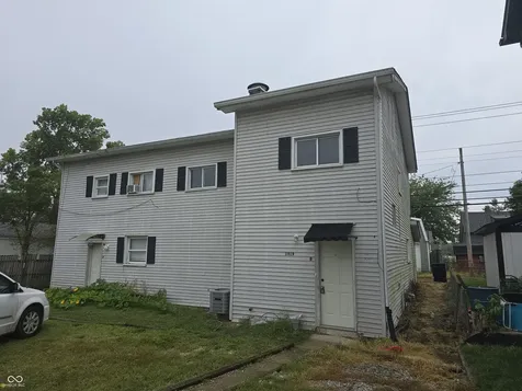 1419 S 9th Street Noblesville IN 46060