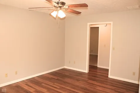 405 Glenn Knecht Drive Crawfordsville IN 47933