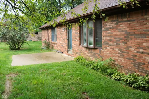 405 Glenn Knecht Drive Crawfordsville IN 47933