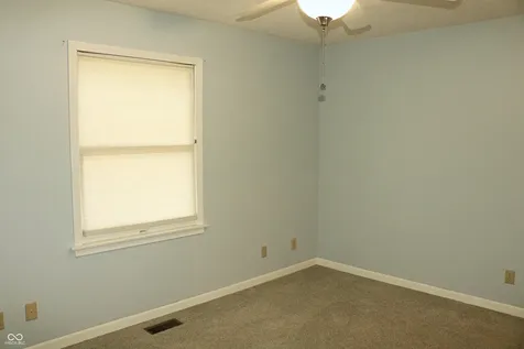 405 Glenn Knecht Drive Crawfordsville IN 47933