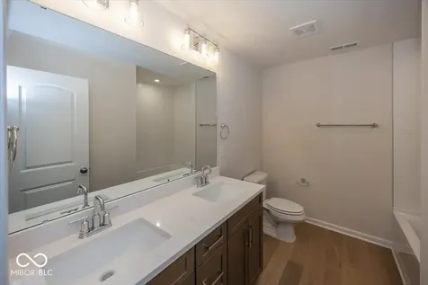4946 Reavie Court Noblesville IN 46062