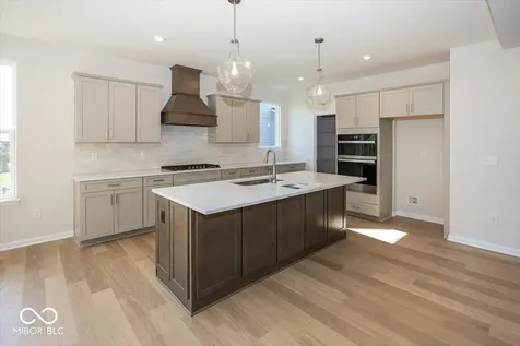4946 Reavie Court Noblesville IN 46062