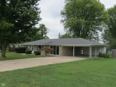 279 Arnold Street Morgantown IN 46160