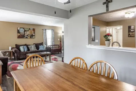 3683 Coneflower Way Indianapolis IN 46235