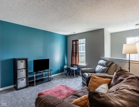 3683 Coneflower Way Indianapolis IN 46235