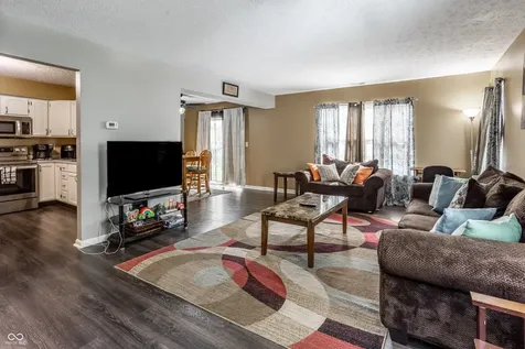 3683 Coneflower Way Indianapolis IN 46235