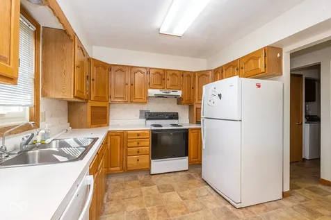 6145 N 400 W Fairland IN 46126