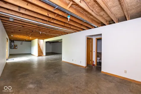 6145 N 400 W Fairland IN 46126