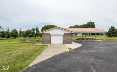 6145 N 400 W Fairland IN 46126