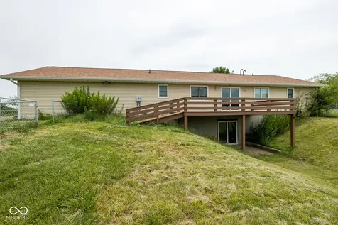 6145 N 400 W Fairland IN 46126