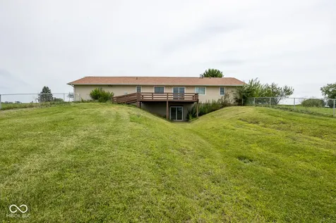 6145 N 400 W Fairland IN 46126