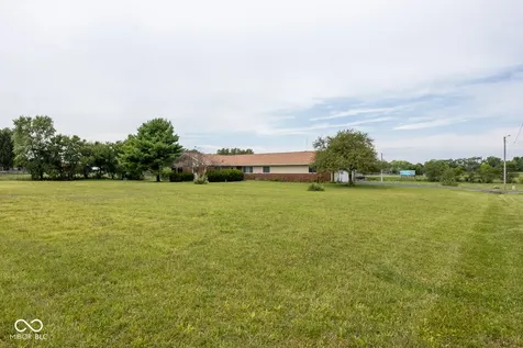 6145 N 400 W Fairland IN 46126
