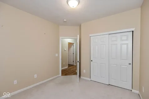 4431 Big Leaf Lane Indianapolis IN 46239