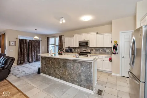 4431 Big Leaf Lane Indianapolis IN 46239