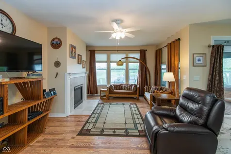 4431 Big Leaf Lane Indianapolis IN 46239