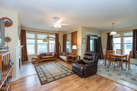 4431 Big Leaf Lane Indianapolis IN 46239