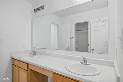 5625 Cherrywood Lane Mccordsville IN 46055